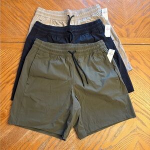 NWT 3 Old Navy Men's Athletic Shorts in Black, Tan and green